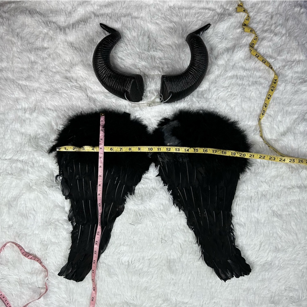 3 piece Maleficent costume - Picture 2 of 10